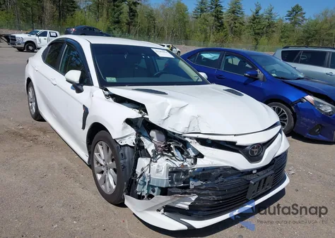 2020 Toyota Camry Le Awd from USA, damaged, VIN 4T1C11BK1LU009975